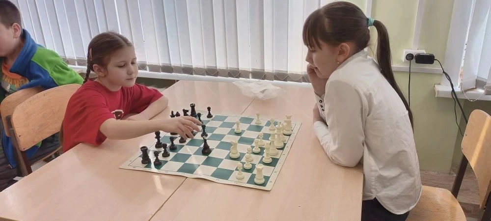 Участие на первенстве района по шахматам! Участие на первенстве района по шахматам!.